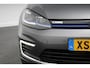 Volkswagen E-Golf Edition | Navigatie | Climate Control | Cruise control adaptief | Parkeer sensoren | Lichtmetalen Velgen 17" | Extra getint glas