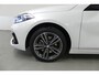 BMW 1-Serie 118i Business Edition | Automaat | Sport Line | LED | Parking Pack | BMW Live Cockpit Professional | DAB | Shadow Line