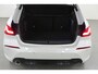 BMW 1-Serie 118i Business Edition | Automaat | Sport Line | LED | Parking Pack | BMW Live Cockpit Professional | DAB | Shadow Line