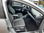 Toyota Yaris 1.5 Hybrid STYLE ALL SEASONS BLIND SPOT KEYLESS STOELVERW PARK-SENSOREN APPLE/ANDROID PRIVACY GLASS
