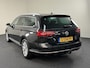Volkswagen Passat Variant 1.5 TSI Highline Business R RIJKLAAR! Afn. Trekhaak / Carplay / Navi / PDC / Camera