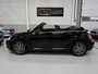 Volkswagen Beetle Cabriolet 1.2 TSI Sound Airco-ecc Navigatie App connect Sportvelgen 17 inch Parkeersensoren Windscherm Afdekhoes Boekjes aanwezig 2017 Facelift model Stoelverwarming Cabrio Zeer nette staat