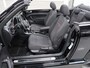 Volkswagen Beetle Cabriolet 1.2 TSI Sound Airco-ecc Navigatie App connect Sportvelgen 17 inch Parkeersensoren Windscherm Afdekhoes Boekjes aanwezig 2017 Facelift model Stoelverwarming Cabrio Zeer nette staat