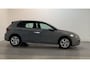 Volkswagen Golf 1.0 TSI Life Business Alcantara Virtual Cockpit Sfeerverlichting Navigatie