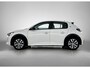 Peugeot e-208 EV Active 50 kWh 136pk | Navigatie via Apple Carplay / Android Auto | Climate Control | Cruise Control | DAB+ radio | Bluetooth | Automatisch dimlicht | Regensensor | Armsteun | Multifunctioneel stuurwiel | Lage kilometerstand |