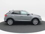 Volkswagen T-Roc 1.5 TSi Style Business 150 Pk | Adaptive Cruise | Digitale Cockpit | Camera | CarPlay | Trekhaak | LED | Adaptieve Cruise | Stoelverwarming | 18 Inch | 38.160 Km