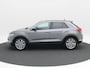 Volkswagen T-Roc 1.5 TSi Style Business 150 Pk | Adaptive Cruise | Digitale Cockpit | Camera | CarPlay | Trekhaak | LED | Adaptieve Cruise | Stoelverwarming | 18 Inch | 38.160 Km