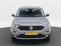 Volkswagen T-Roc 1.5 TSi Style Business 150 Pk | Adaptive Cruise | Digitale Cockpit | Camera | CarPlay | Trekhaak | LED | Adaptieve Cruise | Stoelverwarming | 18 Inch | 38.160 Km
