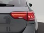 Volkswagen T-Roc 1.5 TSi Style Business 150 Pk | Adaptive Cruise | Digitale Cockpit | Camera | CarPlay | Trekhaak | LED | Adaptieve Cruise | Stoelverwarming | 18 Inch | 38.160 Km