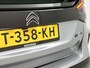 Citroën E-C4 EV Feel 50 kWh 136pk | Lage kilometerstand | Navigatie | Achteruitrijcamera | Climate Control | Cruise Control | Parkeersensoren | Apple Carplay / Android Auto | Led koplampen | Bluetooth | DAB+ radio | Armsteun | Adaptief demping systeem | Stof/kunstlederen Comfortstoelen | 18" lichtmetalen velgen |