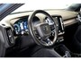 Volvo XC40 1.5 T5 193kW/262pk DCT7 Recharge R-Design HARMAN/KARDON + EL.TREKHAAK + LEER/ALCANTARA + EL.STOEL MET MEMORY + CRUISE + LANE ASSIST + NAVI SENSUS + KEYLESS ENTRY&GO + CAMERA + PARKSENSOREN V&A + 19" LM-VELGEN!!