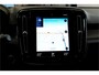 Volvo XC40 1.5 T5 193kW/262pk DCT7 Recharge R-Design HARMAN/KARDON + EL.TREKHAAK + LEER/ALCANTARA + EL.STOEL MET MEMORY + CRUISE + LANE ASSIST + NAVI SENSUS + KEYLESS ENTRY&GO + CAMERA + PARKSENSOREN V&A + 19" LM-VELGEN!!
