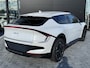 Kia EV6 Light Edition 63 kWh | Stoelverwarming | Adaptieve cruise control | Parkeersensoren | Stuurwiel verwarmd |
