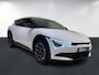 Kia EV6 Light Edition 63 kWh | Stoelverwarming | Adaptieve cruise control | Parkeersensoren | Stuurwiel verwarmd |