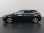 Mercedes-Benz A-klasse 180 | Luxury line | Stoelverwarming | Sfeerverlichting | Widescreen | Getint glas |