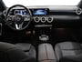 Mercedes-Benz A-klasse 180 | Luxury line | Stoelverwarming | Sfeerverlichting | Widescreen | Getint glas |