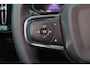 Volvo XC40 Recharge Plus - Intellisafe Assist/Surround - LED-koplampen - Google Infotainment - Verwarmbare voorstoelen - Verwarmbaar stuurwiel - Getint glas - 20' LMV - Glossy Black accenten