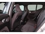 Volvo XC40 Recharge Plus - Intellisafe Assist/Surround - LED-koplampen - Google Infotainment - Verwarmbare voorstoelen - Verwarmbaar stuurwiel - Getint glas - 20' LMV - Glossy Black accenten