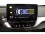 Volkswagen ID.4 City 52 kWh | Navigatie | Parkeersensoren | Stuur & stoel verwarming | LED koplampen | Smartphone intergratie | Climate control |