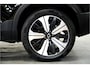 Volvo XC40 1.5 T4 Plug-in Hybrid 155kW/211pk DCT7 Ultimate Dark PANORAMADAK + HARMAN/KARDON + LEER/ALCANTARA + CRUISE + NAVI SENSUS + LANE ASSIST + EL.STOELEN + STOEL-&STUURVERWARMING + CAMERA + KEYLESS + PARKSENSOREN V&A + 19” LM-VELGEN!!