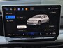 Volkswagen Golf 8.5 1.5 e-TSI Life Edition Automaat / Apple CarPlay & Android Auto / Automaat / Achteruitrijcamera / DAB / Parkeersensoren Voor + Achter / Stuur & Stoelverwarming / Adaptieve Cruise Control / Keyless Entry / Digitale Cockpit / Zwarte Lichtmetalen wielen /