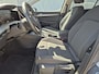 Volkswagen Golf 8.5 1.5 e-TSI Life Edition Automaat / Apple CarPlay & Android Auto / Automaat / Achteruitrijcamera / DAB / Parkeersensoren Voor + Achter / Stuur & Stoelverwarming / Adaptieve Cruise Control / Keyless Entry / Digitale Cockpit / Zwarte Lichtmetalen wielen /