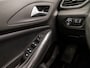 Opel Grandland X 1.2 Turbo Innovation Automaat (PANORAMADAK, APPLE CARPLAY, GROOT NAVI, CAMERA, LEDER, GETINT GLAS, SPORTSTOELEN, ELEK ACHTERKLEP, TREKHAAK, KEYLESS, NIEUWSTAAT)