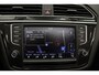 Volkswagen Tiguan R-Line 1.4 TSI 150pk DSG Automaat Trekhaak, Panoramadak, Elektrische achterklep, Adaptive cruise control, Navigatie, Parkeersensoren
