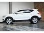Volvo XC40 T3 Automaat Momentum | Adaptive Cruise Control | Navigatie | Stoelverwarming voor + achter | Parkeerverwarming | Parkeercamera | Parkeersensoren voor + achter | Stuurwielverwarming | Keyless Entree