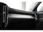 Volvo XC40 T3 Automaat Momentum | Adaptive Cruise Control | Navigatie | Stoelverwarming voor + achter | Parkeerverwarming | Parkeercamera | Parkeersensoren voor + achter | Stuurwielverwarming | Keyless Entree