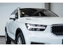 Volvo XC40 T3 Automaat Momentum | Adaptive Cruise Control | Navigatie | Stoelverwarming voor + achter | Parkeerverwarming | Parkeercamera | Parkeersensoren voor + achter | Stuurwielverwarming | Keyless Entree