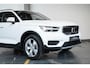 Volvo XC40 T3 Automaat Momentum | Adaptive Cruise Control | Navigatie | Stoelverwarming voor + achter | Parkeerverwarming | Parkeercamera | Parkeersensoren voor + achter | Stuurwielverwarming | Keyless Entree