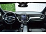 Volvo XC60 2.0 T6 Plug-in hybrid AWD Ultra Black Edition | Pano-dak | Pilot Assist | Trekhaak |