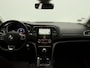 Renault Megane Estate TCe 100 Zen | R-Link 2 navigatie met Apple CarPlay & Android Auto | Parkeersensoren achter | Climate Control | Metaalkleur | Regen- en lichtsensor |