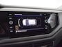 Volkswagen Polo 1.0 TSI R-Line Edition 96pk | Parkeersensoren v+a | Adaptief cruise control | Navigatie via app connect | Pricacy glass | Airco | 16"LMV