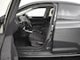 Volkswagen Polo 1.0 TSI R-Line Edition 96pk | Parkeersensoren v+a | Adaptief cruise control | Navigatie via app connect | Pricacy glass | Airco | 16"LMV