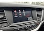 Opel Astra 105 PK Online Edition Trekhaak | Lichtmetalen velgen met all weather banden | parkeersensoren V + A