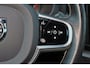 Volvo XC60 T5 R-Design - Harman/Kardon audio - Adaptieve LED koplampen - Parkeercamera achter - Verwarmde voorstoelen - Parkeersensoren voor & achter - Elektr. bedienb. bestuurdersstoel met geheugen - Cruise control - Extra getint glas - 19' LMV