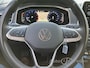 Volkswagen T-Roc TSI DSG 1.5 TSI DSG STYLE , NAVIGATIE , AFN TREKHAAK , ACC CRUISE CONTROL , PDC , CLIMAAT AIRCO , VIRTUALCOKPIT PRO , PRAVACY GLASS , IQ-LIGHT , LANE ASSIST , APPEL CARPLAY , 17 INCH LM MET ALL SEASON .