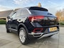 Volkswagen T-Roc TSI DSG 1.5 TSI DSG STYLE , NAVIGATIE , AFN TREKHAAK , ACC CRUISE CONTROL , PDC , CLIMAAT AIRCO , VIRTUALCOKPIT PRO , PRAVACY GLASS , IQ-LIGHT , LANE ASSIST , APPEL CARPLAY , 17 INCH LM MET ALL SEASON .