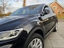 Volkswagen T-Roc TSI DSG 1.5 TSI DSG STYLE , NAVIGATIE , AFN TREKHAAK , ACC CRUISE CONTROL , PDC , CLIMAAT AIRCO , VIRTUALCOKPIT PRO , PRAVACY GLASS , IQ-LIGHT , LANE ASSIST , APPEL CARPLAY , 17 INCH LM MET ALL SEASON .