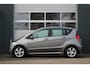 Mercedes-Benz A-klasse 150 Classic Automaat Airco/Stoelverwarming/HalfLeder/RadioCD/Elek.Ramen/C.V./16"LM/Trekhaak/APK:04-07-2026