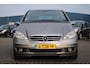 Mercedes-Benz A-klasse 150 Classic Automaat Airco/Stoelverwarming/HalfLeder/RadioCD/Elek.Ramen/C.V./16"LM/Trekhaak/APK:04-07-2026