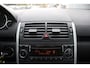 Mercedes-Benz A-klasse 150 Classic Automaat Airco/Stoelverwarming/HalfLeder/RadioCD/Elek.Ramen/C.V./16"LM/Trekhaak/APK:04-07-2026
