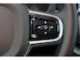 Volvo XC60 T6 Recharge AWD Plus Bright - Panorama/schuifdak - IntelliSafe Assist & Surround - 360º Camera - Harman/Kardon audio - Adaptieve LED koplampen - Verwarmde voorstoelen, stuur & achterbank - Parkeersensoren voor & achter - Elektr. bedienb. voorstoelen met geheugen - Draadloze tel. lader - Extra getint glas - 19' LMV