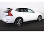 Volvo XC60 T6 Recharge AWD Plus Bright - Panorama/schuifdak - IntelliSafe Assist & Surround - 360º Camera - Harman/Kardon audio - Adaptieve LED koplampen - Verwarmde voorstoelen, stuur & achterbank - Parkeersensoren voor & achter - Elektr. bedienb. voorstoelen met geheugen - Draadloze tel. lader - Extra getint glas - 19' LMV