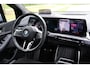 BMW 2-Serie Active Tourer 218i M-Sport | HUD | Adap cruise | Alcantara | 360 | Live Cockpit Plus | Grootlichtassistent | Shadowline | Stoelverwarming | Achterbank met verstelbare rugleuningen | etc.