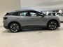 Volkswagen ID.4 Life 77 kWh 204 PK | Apple Carplay | Stoelverwarming | Stuurwielverwarming | Adaptive Cruise Control | Driving Modes | Keyless Go | Rijstrookhulp | Parkeersensoren | LED Verlichting | Regensensor | Sfeerverlichting | DAB Radio |
