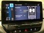 Volkswagen ID.4 Life 77 kWh 204 PK | Apple Carplay | Stoelverwarming | Stuurwielverwarming | Adaptive Cruise Control | Driving Modes | Keyless Go | Rijstrookhulp | Parkeersensoren | LED Verlichting | Regensensor | Sfeerverlichting | DAB Radio |