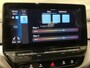 Volkswagen ID.4 Life 77 kWh 204 PK | Apple Carplay | Stoelverwarming | Stuurwielverwarming | Adaptive Cruise Control | Driving Modes | Keyless Go | Rijstrookhulp | Parkeersensoren | LED Verlichting | Regensensor | Sfeerverlichting | DAB Radio |